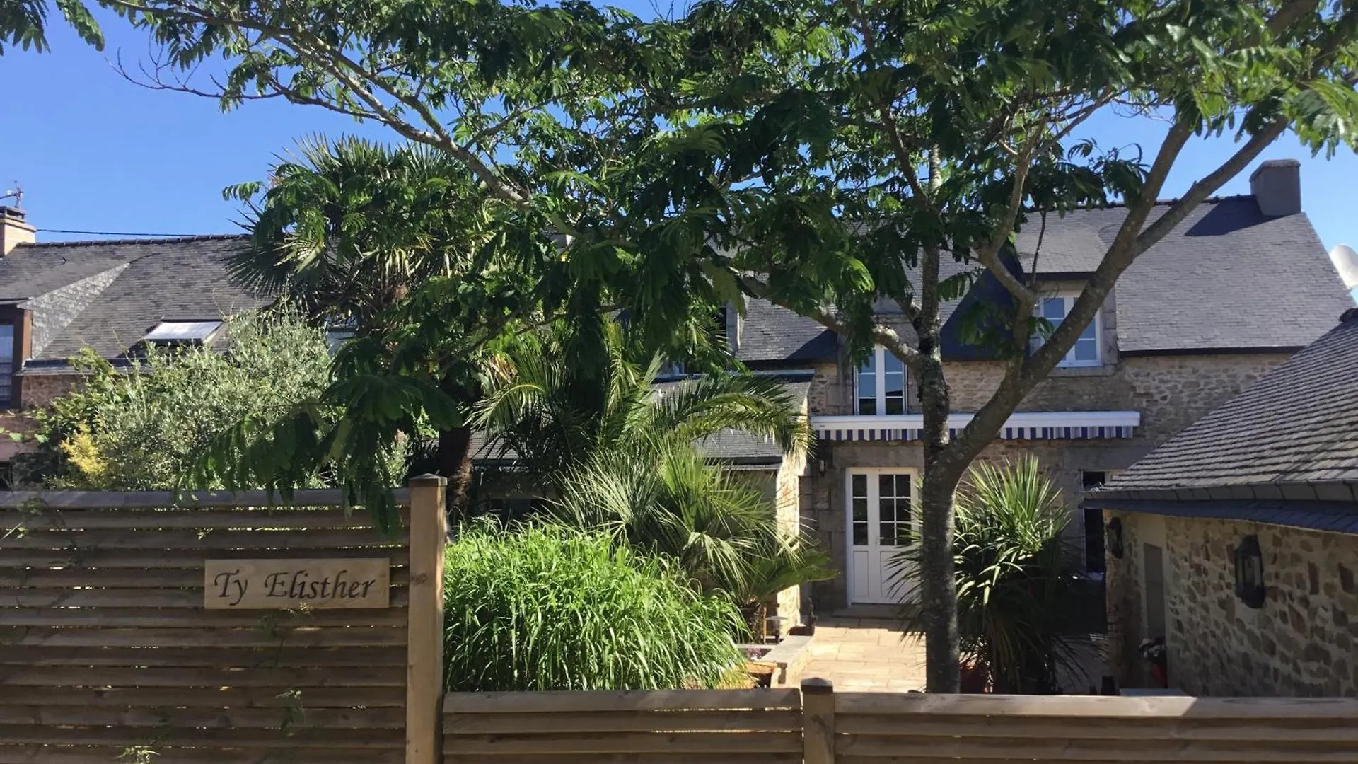 Ty Elisther - Maison De Charme A Saint-Colombier Sarzeau 0*,